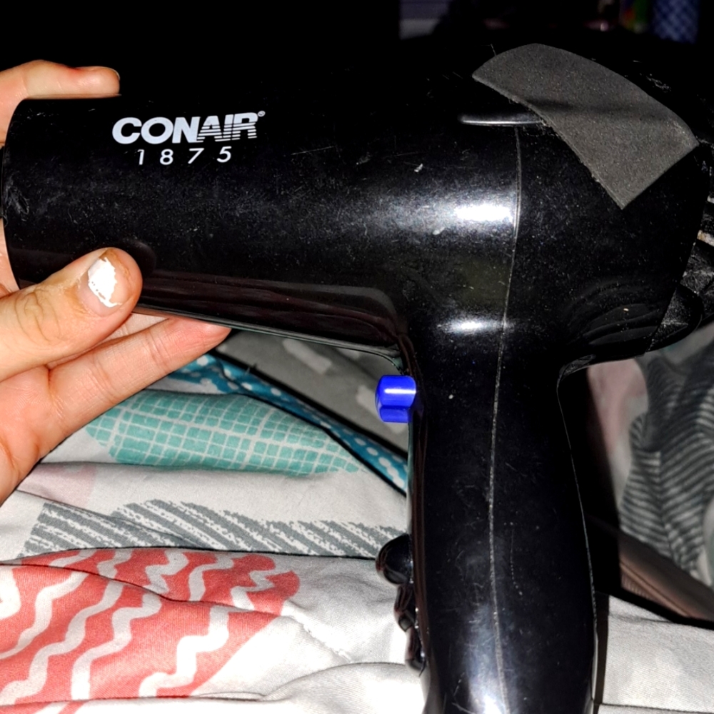 Black Conair Blowdryer